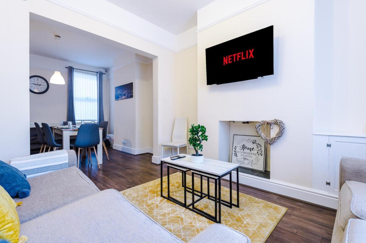 Finchley House Lovely House In Anfield, 2 Minutes Walk From The Stadium, Parking And Wifi Villa Liverpool Exterior photo